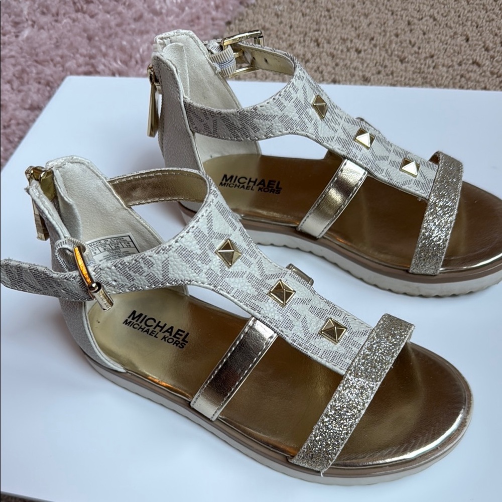 Kids size 9 Michael Kors gladiator sandals